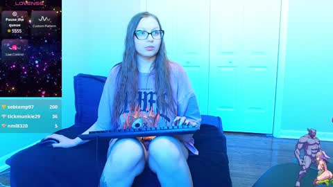 Viktoria online show from 01-18-25, 08:09