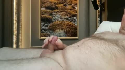 Daffy online show from 10-22-25, 01:44