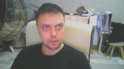 Snapshot of honesttojoy chatting on 02-06-25, 06:46 Henry online show from 02-06-25, 06:46