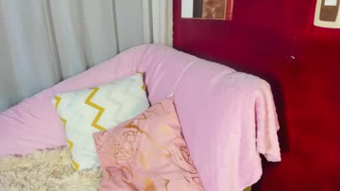 Snapshot of honey__monroe chatting on 07-31-26, 03:50 honey monroe online show from 07-31-26, 03:50