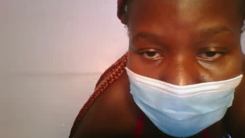 Snapshot of honey_beb chatting on 09-18-25, 05:59 honey_beb online show from 09-18-25, 05:59