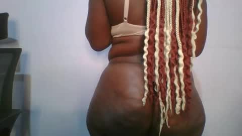 Snapshot of honey_beb chatting on 10-04-25, 04:54 honey_beb online show from 10-04-25, 04:54