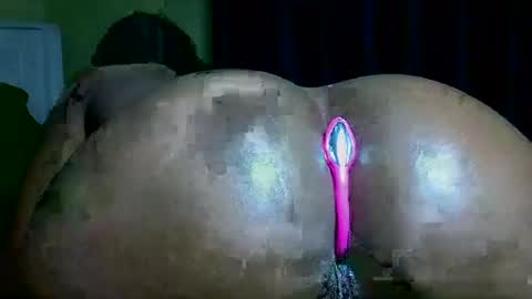 Honey-Belle online show from 06-20-26, 07:55