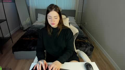 Honey online show from 04-10-26, 01:22