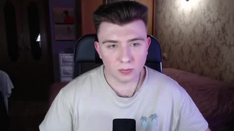 Wolfy online show from 04-14-26, 03:40