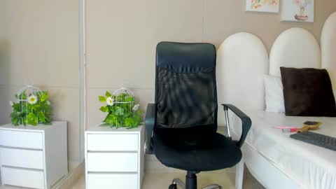 honey_hex_ online show from 05-25-26, 12:33