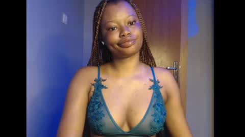 Sonia online show from 05-13-26, 07:06