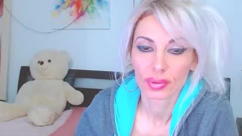 Snapshot of honey_lara chatting on 03-02-26, 05:08 honey_lara online show from 03-02-26, 05:08