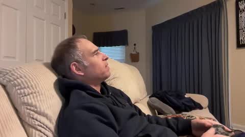 honey_man14 online show from 02-24-25, 12:26