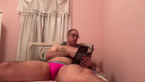 honey_man14 online show from 11-06-25, 06:31