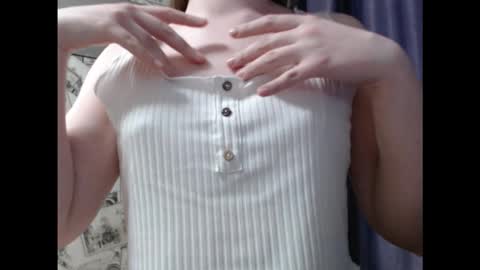 Lina online show from 09-29-25, 02:55