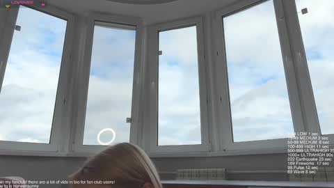 Snapshot of honey_sunshine chatting on 10-30-25, 09:22 Jenyanew vid how I squirt in forest in bio online show from 10-30-25, 09:22