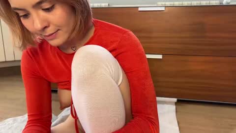 Snapshot of honey_sunshine chatting on 02-16-26, 10:22 Jenyanew vid how I squirt in forest in bio online show from 02-16-26, 10:22