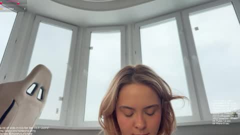 Snapshot of honey_sunshine chatting on 03-06-26, 10:23 Jenyanew vid how I squirt in forest in bio online show from 03-06-26, 10:23