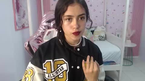 HONEY  online show from 12-14-24, 01:05