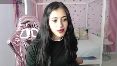 HONEY  online show from 12-17-24, 04:32