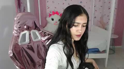 HONEY  online show from 12-19-24, 01:29