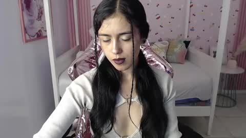 HONEY  online show from 12-26-24, 01:21