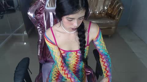 HONEY  online show from 02-26-25, 04:24