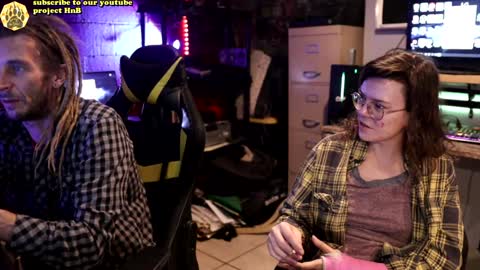 Honey and Bear online show from 12-07-24, 05:48