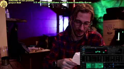 Honey and Bear online show from 02-05-25, 12:49