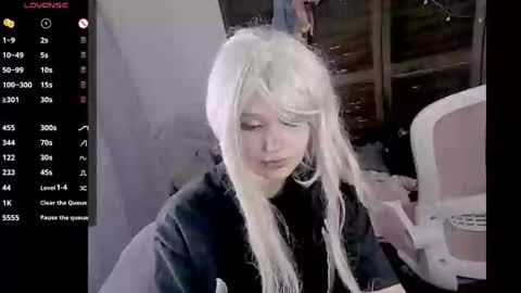 Honey Apple Alaska online show from 10-20-25, 10:32