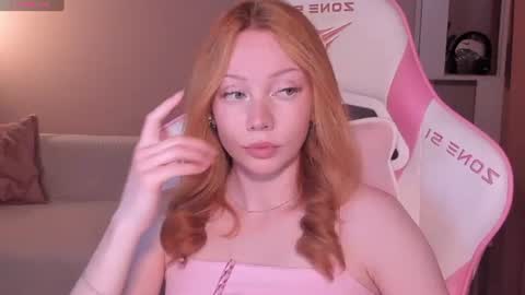 Snapshot of honeyautumn chatting on 07-30-26, 05:34 honeyautumn online show from 07-30-26, 05:34