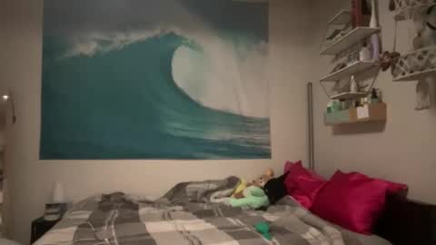 honeybun_z online show from 12-04-25, 06:27