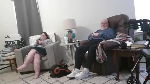 Snapshot of honeybuns344636 chatting on 01-12-25, 07:21 Honey online show from 01-12-25, 07:21