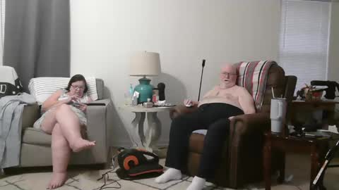 Snapshot of honeybuns344636 chatting on 01-18-25, 10:06 Honey online show from 01-18-25, 10:06