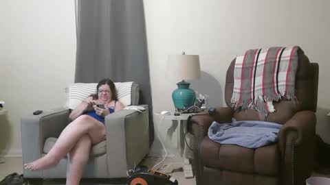 Snapshot of honeybuns344636 chatting on 02-27-25, 11:10 Honey online show from 02-27-25, 11:10