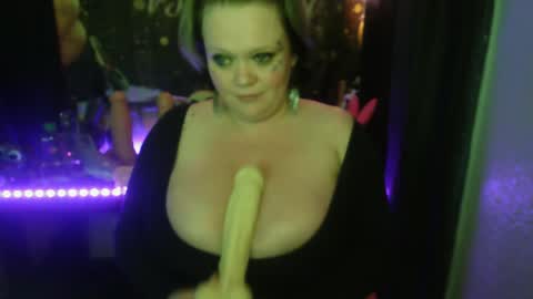 Snapshot of honeychambers chatting on 04-09-26, 10:15 honeychambers online show from 04-09-26, 10:15