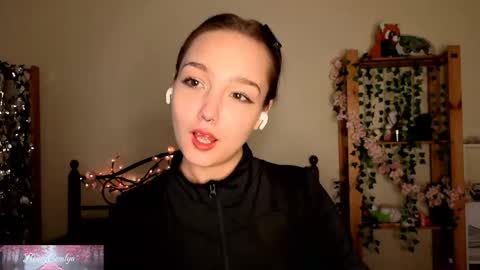 Masha online show from 05-15-26, 01:18
