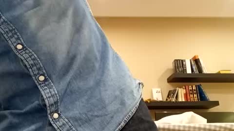 Snapshot of honeydaddyforyou chatting on 02-17-26, 08:04 honeydaddyforyou online show from 02-17-26, 08:04