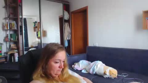 HoneydewMolly online show from 07-07-26, 09:35