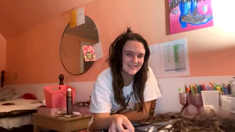 Snapshot of honeydrippinbunny chatting on 11-08-25, 09:20 HoneyDrippinBunny online show from 11-08-25, 09:20