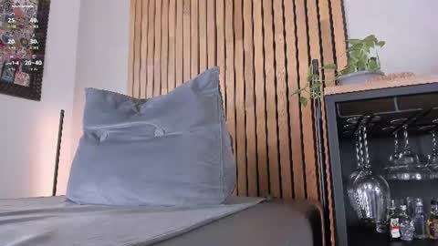 Sofia independent model online show from 06-13-26, 10:46