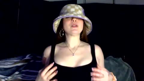 honeymagicxo online show from 02-17-25, 02:42