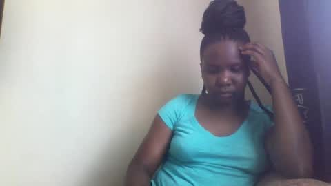 Snapshot of honeymuny chatting on 11-30-25, 07:12 Honeymuny online show from 11-30-25, 07:12