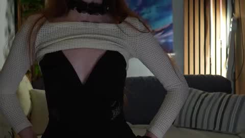 Noelle online show from 10-12-25, 02:21