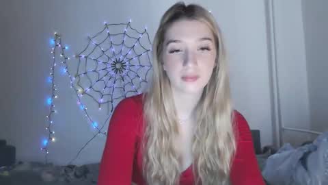 honeyveil online show from 11-21-25, 01:21