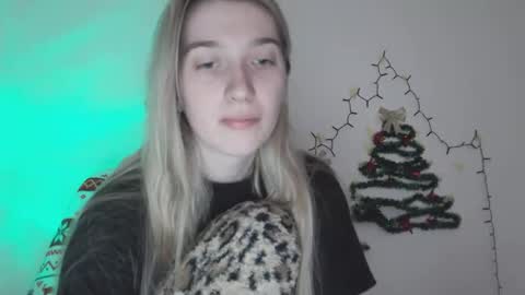 honeyveil online show from 02-04-26, 01:17