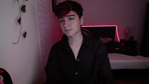 Esteban online show from 09-10-25, 04:34