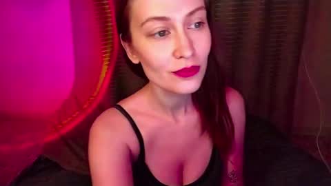 honeyy_bun online show from 05-13-26, 10:45