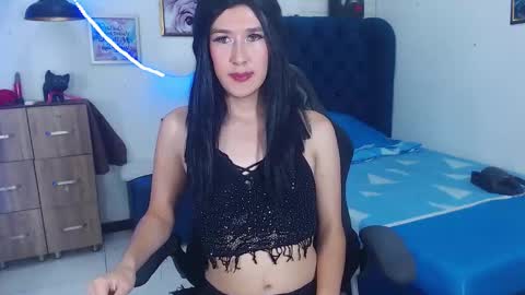 honeyy_sweett online show from 05-26-26, 04:08