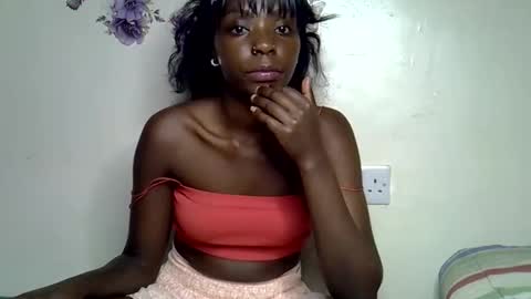 honeyy_x online show from 04-22-26, 06:20