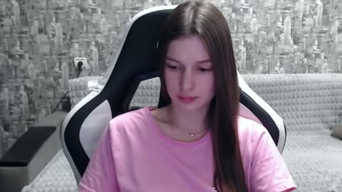 Nancy online show from 12-25-24, 02:13