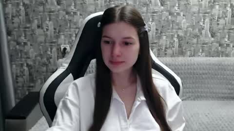 Nancy online show from 02-15-25, 12:54