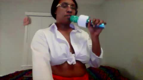 honnievu online show from 02-03-26, 06:40