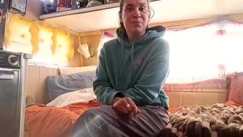 hoodoou online show from 05-17-26, 03:30
